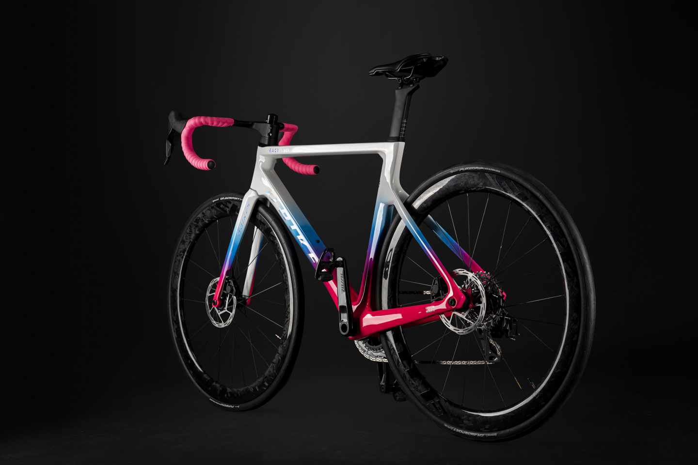 Race Aero Pink Road